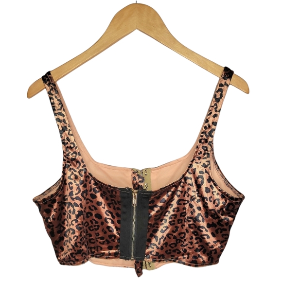Leopard Crop Top From Fashion Nova - Picture 5 of 6